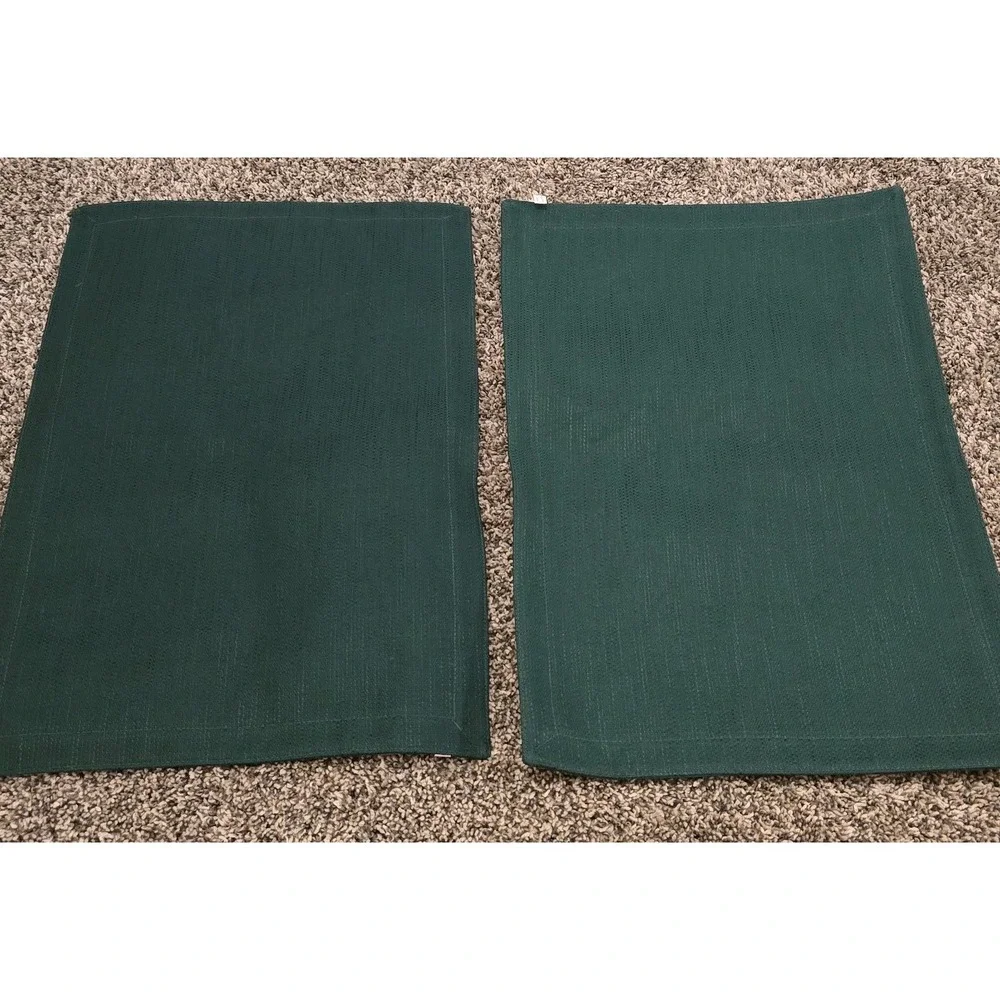 Longaberger Holiday Trim Placemat Set Of 2‎ Christmas Green 17 x 12